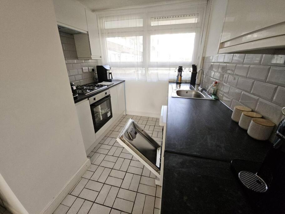 City Residence Steps From Kings Cross Station! London Eksteriør bilde